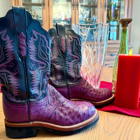 Lucchese Beautiful Purple Women's Western Boots. Full Quill Ostrich